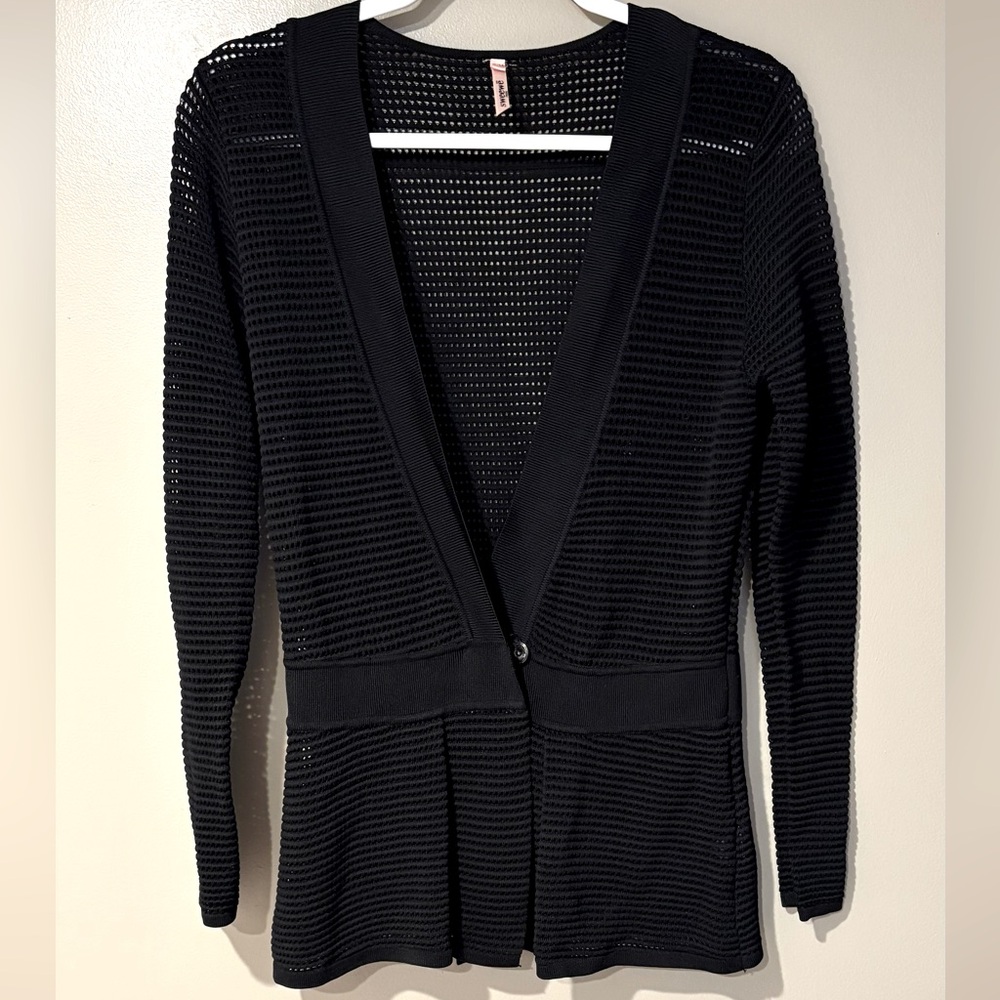 sweewe paris Open-Knit gothic fishnet witchy peplum cardigan